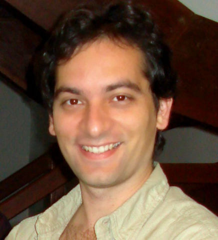 compositor Carlos Correia